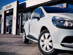 Wit (metallic) Gebruikt 2018 Renault Clio IV Zen Hatchback | € 8.985 (Iets duurder)