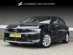 Zwart Gebruikt 2023 Opel Astra Hatchback | € 20.885 (Eerlijke prijs)