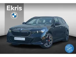 Carbon black metallic (zwart metallic) Gebruikt 2025 BMW i5 Comfort Edition Sedan | € 102.459