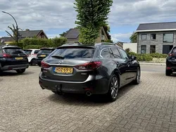 Grijs, metallic lak Gebruikt 2020 Mazda 6 Signature Stationwagen | € 29.950 (Eerlijke prijs)