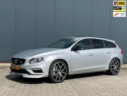 Zilver Gebruikt 2016 Volvo V60 Stationwagen | € 26.450