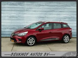 Rood Gebruikt 2019 Renault Clio GrandTour LIMITED Stationwagen | € 8.999 (Goede deal)