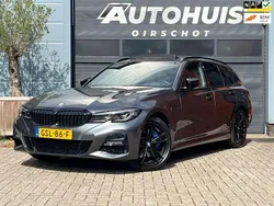 Grijs, metallic lak Gebruikt 2021 BMW 330e Executive Stationwagen | € 38.990 (Eerlijke prijs)