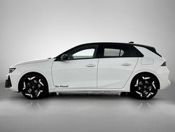 Wit Gebruikt 2025 Opel Astra GSe Hatchback | € 38.400 (Eerlijke prijs)