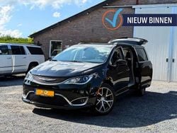 Zwart Gebruikt 2019 Chrysler Voyager Limited MPV | € 48.950