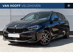 Zwart Gebruikt 2024 BMW 118 Executive Hatchback | € 35.950 (Eerlijke prijs)