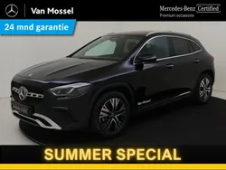 Zwart, metallic lak Gebruikt 2025 Mercedes GLA180 Edition SUV | € 52.945 (Goede deal)