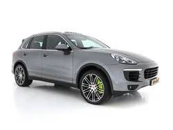 Grijs Gebruikt 2015 Porsche Cayenne SUV | € 26.945 (Iets duurder)