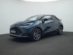 Midnight teal metallic (donker blauw metallic) Nieuw 2025 Toyota C-HR SUV | € 37.990 (Eerlijke prijs)