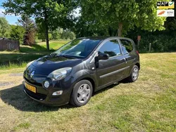 Zwart Gebruikt 2013 Renault Twingo Collection Hatchback | € 3.995 (Eerlijke prijs)
