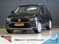 Zwart, metallic lak Gebruikt 2020 VW T-Roc Sportline SUV | € 27.500 (Eerlijke prijs)
