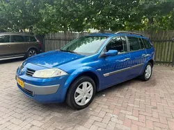 Blauw Gebruikt 2004 Renault Mégane GrandTour Komfort Stationwagen | € 1.890