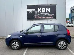Blauw, metallic lak Gebruikt 2009 Dacia Sandero Ambiance Hatchback | € 1.499 (Super prijs)