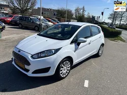 Wit Gebruikt 2014 Ford Fiesta Style Hatchback | € 4.295 (Eerlijke prijs)