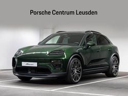 Groen Nieuw 2025 Porsche Macan SUV | € 126.144 (Duur)