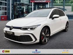 Wit (metallic) Gebruikt 2020 VW Golf VII GTE Hatchback | € 26.950 (Eerlijke prijs)