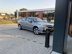 Grijs Gebruikt 2008 Opel Vectra Executive Sedan | € 3.950 (Iets duurder)