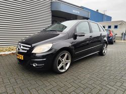Zwart Gebruikt 2011 Mercedes B160 Business MPV | € 5.999 (Eerlijke prijs)
