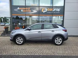 Grijs Gebruikt 2021 Opel Grandland X Edition SUV | € 16.750 (Goede deal)