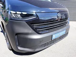Zwart Nieuw 2024 VW T6.1 Life Van | € 35.595 (Duur)