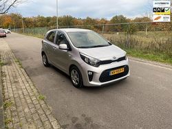 Grijs (metallic) Gebruikt 2017 Kia Picanto Comfort Hatchback | € 5.950 (Goede deal)
