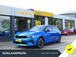 Blauw Gebruikt 2023 Opel Astra Ultimate Hatchback | € 28.990 (Eerlijke prijs)