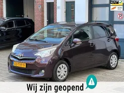 Paars Gebruikt 2012 Toyota Verso-S MPV | € 5.490 (Eerlijke prijs)