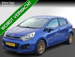 Blauw Gebruikt 2012 Kia Rio Plus Hatchback | € 7.845 (Eerlijke prijs)