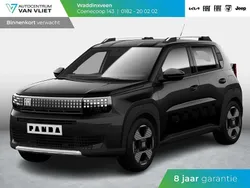 Zwart Nieuw 2025 Fiat Grande Panda La Prima SUV | € 29.694
