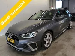 Grijs Gebruikt 2020 Audi A4 Sport Stationwagen | € 29.945