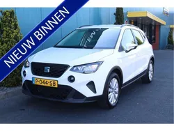 Wit Gebruikt 2022 Seat Arona Business SUV | € 17.250 (Eerlijke prijs)