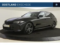 Zwart Gebruikt 2024 BMW 318 Executive Stationwagen | € 49.850