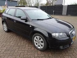 Zwart Gebruikt 2007 Audi A3 Sportback Attraction Hatchback | € 2.300