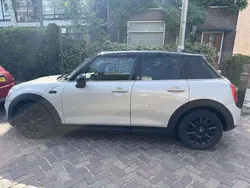 Wit Gebruikt 2017 Mini Cooper Hatchback | € 18.500 (Eerlijke prijs)