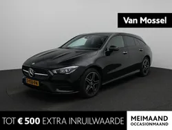 Zwart Gebruikt 2023 Mercedes CLA250e Shooting Brake AMG line Stationwagen | € 29.900 (Super prijs)