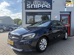 Blauw Gebruikt 2017 Mercedes A180 Business Hatchback | € 17.450 (Eerlijke prijs)