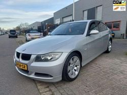 Grijs Gebruikt 2006 BMW 318 Executive Sedan | € 2.400 (Goede deal)