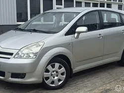 Grijs Gebruikt 2006 Toyota Corolla Verso Sol MPV | € 2.999 (Goede deal)