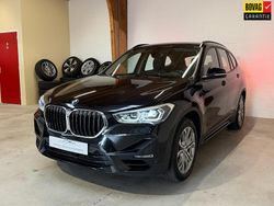 Zwart Gebruikt 2021 BMW X1 Sport Line SUV | € 29.995 (Eerlijke prijs)