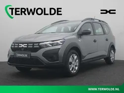 Grijs, metallic lak Nieuw 2025 Dacia Jogger Essentiel MPV | € 24.500 (Super prijs)
