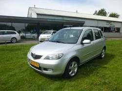 Grijs Gebruikt 2005 Mazda 2 Sportive MPV | € 1.950 (Eerlijke prijs)
