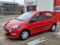 Rood Gebruikt 2012 Renault Twingo Authentique Hatchback | € 6.450 (Duur)
