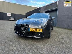 Grijs Gebruikt 2013 Alfa Romeo Giulietta Distinctive Hatchback | € 8.499 (Eerlijke prijs)