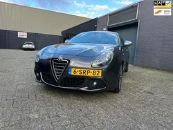 Grijs Gebruikt 2013 Alfa Romeo Giulietta Distinctive Hatchback | € 9.499 (Iets duurder)