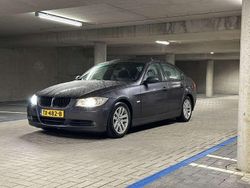 Grijs Gebruikt 2005 BMW 325 Sedan | € 6.950 (Eerlijke prijs)