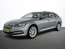 Grijs Gebruikt 2020 Skoda Superb Business Line Stationwagen | € 20.890 (Goede deal)