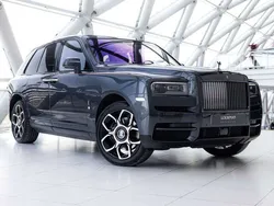 Grijs, metallic lak Gebruikt 2021 Rolls Royce Cullinan SUV | € 429.950