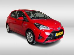 Rood Gebruikt 2019 Toyota Yaris Active Hatchback | € 15.640 (Eerlijke prijs)