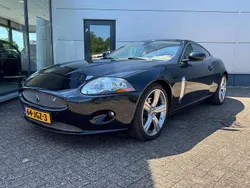 Zwart, metallic lak Gebruikt 2006 Jaguar XK Coupé | € 24.950 (Super prijs)