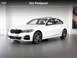 Wit Gebruikt 2019 BMW 330 M Sport Sedan | € 34.900 (Eerlijke prijs)